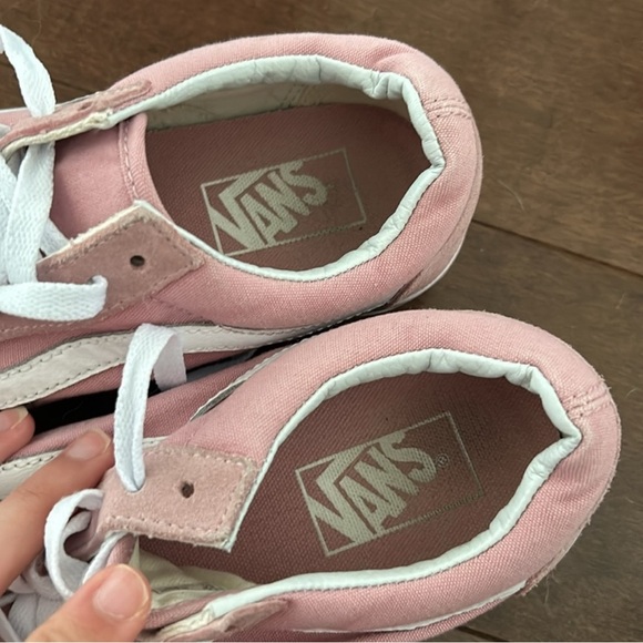 Pink vans - Picture 3 of 3